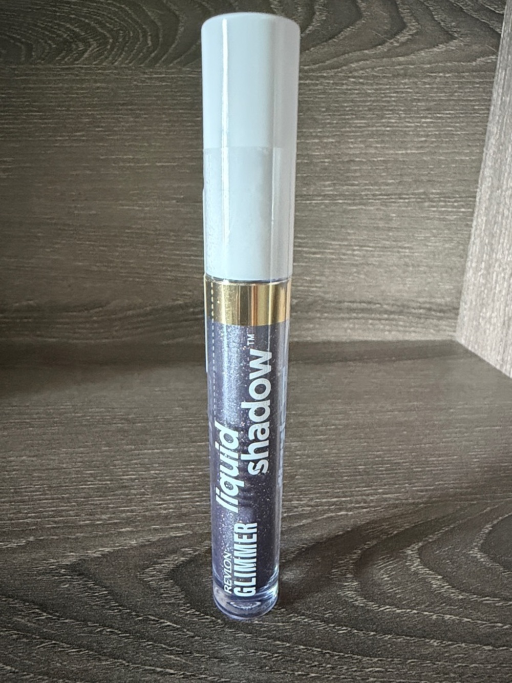 ❤️$6 NWT Revlon Glimmer Liquid Shadow 202 Glimmerverse 3ml